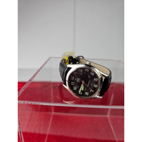 Q&Q Quartz Watch Black Dial Leather Band WR Women New- Open Box - Picture 3 of 6